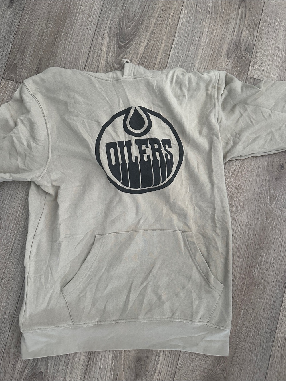 NHL Men's Crewneck Sweatshirt in Light Brown with Black Oilers Logo
